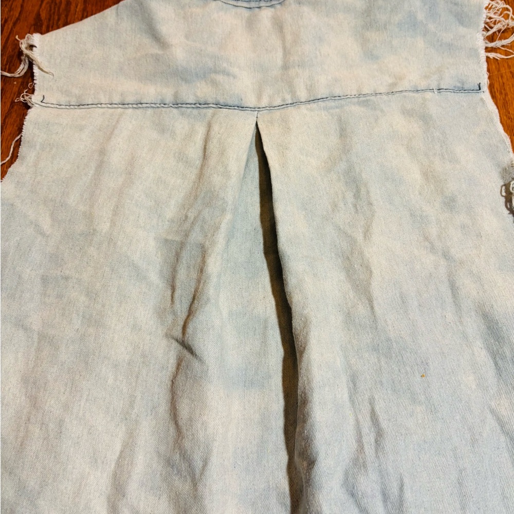 Thrill Light Blue Denim Button Down Shirt Distressed with Patches EUC Size M - Picture 12 of 12